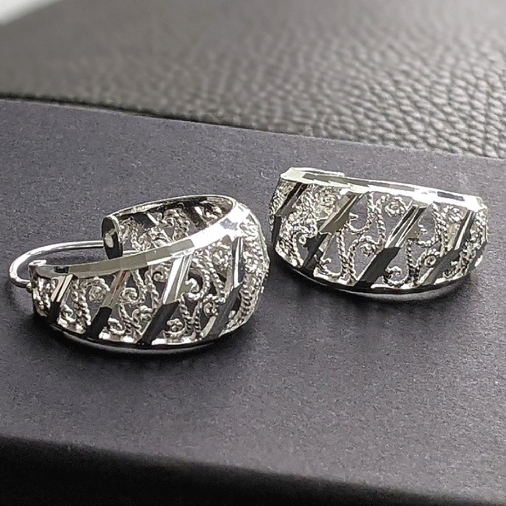 Vintage 925 Silver Openwork Filigree Wide Tapered Hoop Earrings NOS
